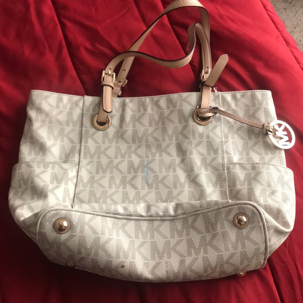 Michael Kors purse